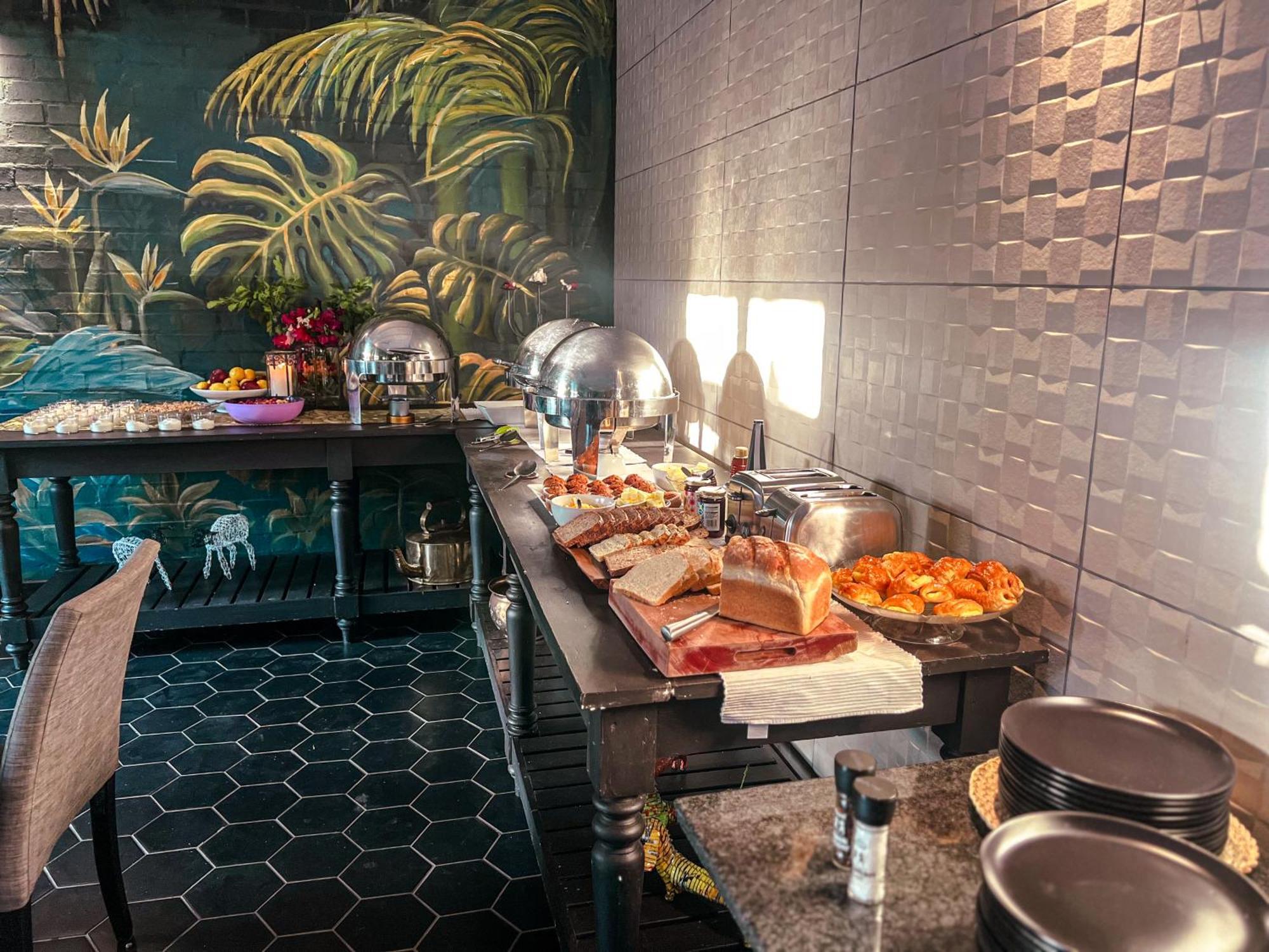 Ruby Rose Hotel Riebeek-West Bagian luar foto